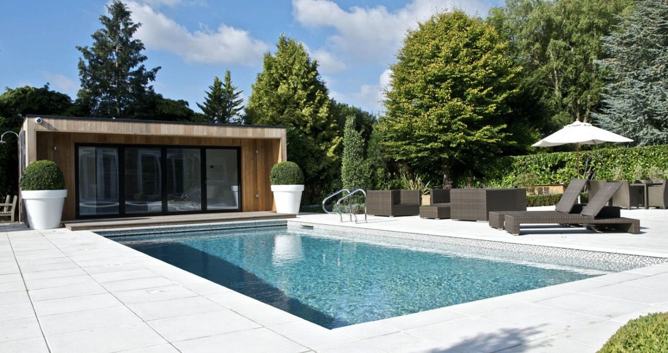 Luxury modern pool with professional maintenance in San Angelo, TX